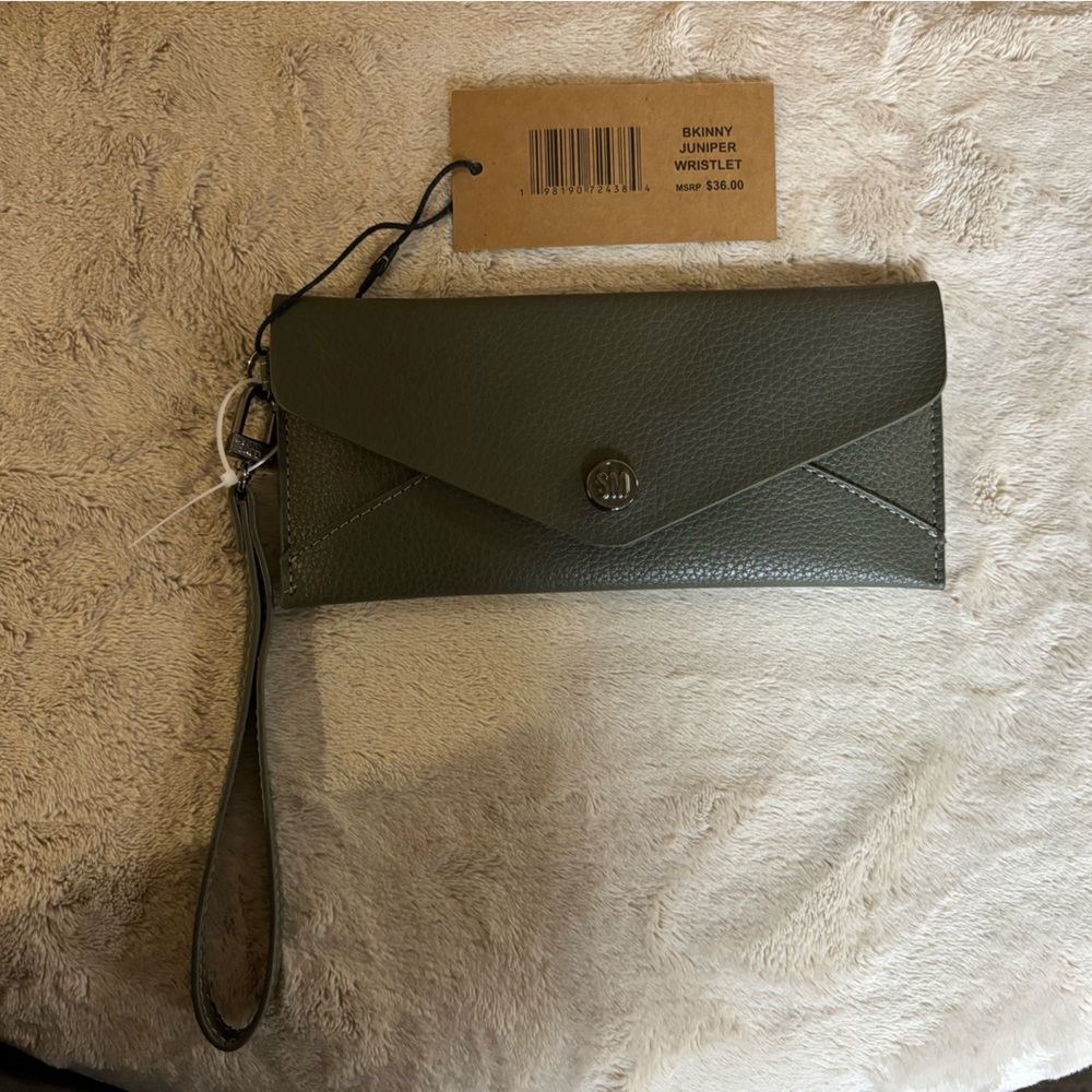 NWT STEVE MADDEN BKINNY JUNIPER WRISTLET - GREY/GREEN